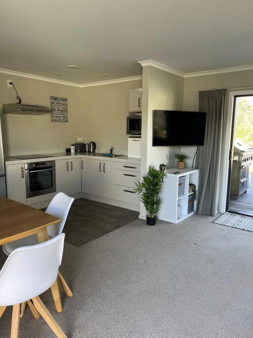 Smiths Place Taupo Luaran gambar